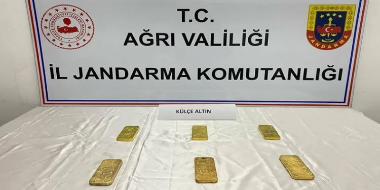 27 milyon 300 bin değerinde altın yakalandı