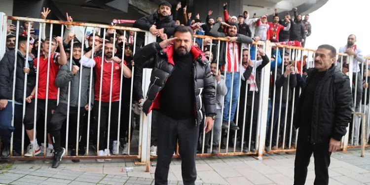 Bülent Uygun’dan asker selamı!