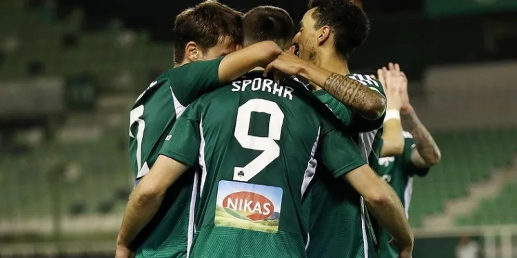 Fatih Terim’li Panathinaikos liderliğe yükseldi