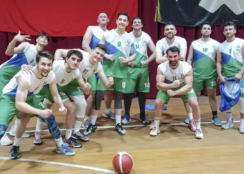 SUBÜ erkek basketbol takımından bronz madalya
