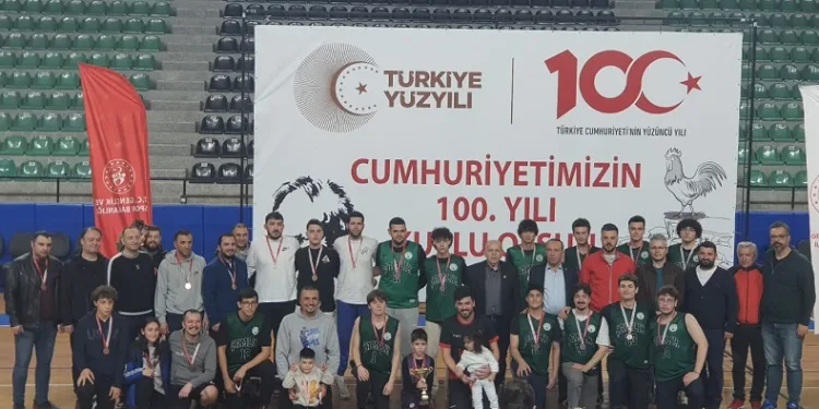 Buldan Basket fair play ödülünü aldı