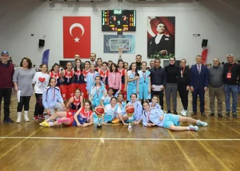 Aydın’da yıldız kızlar ve erkekler basketbol müsabakaları tamamlandı