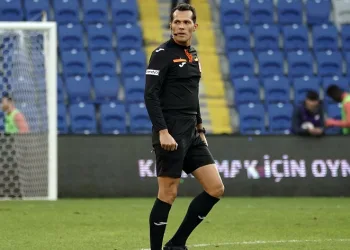 Karagümrük FK – Kayserispor maçının hakemi Burak Şeker