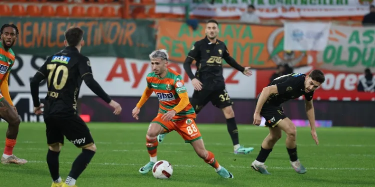 Trendyol Süper Lig: Alanyaspor: 1- MKE Ankaragücü: 1