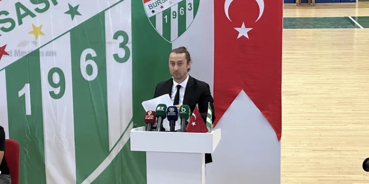 Bursaspor İnfo Yatırım Basketbol Takımı Başkanı Sezer Sezgin, ilk yarıyı değerlendirdi