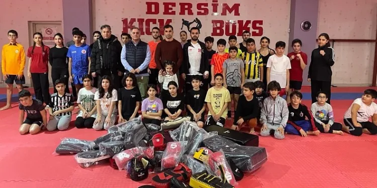 Tunceli’nin başarılı kulübüne yurt dışından malzeme desteği