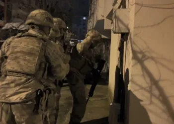 DEAŞ ve TKP/ML operasyonunda 3 gözaltı