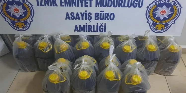 Bursa’da zeytinyağı hırsızları yakalandı