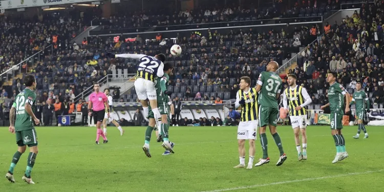Fenerbahçe bu sezon ilk kez 7 attı