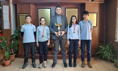 Eskişehir Ticaret Borsası Ortaokulu Kız Masa Tenisi Takımı Eskişehir birinciliği kazandı