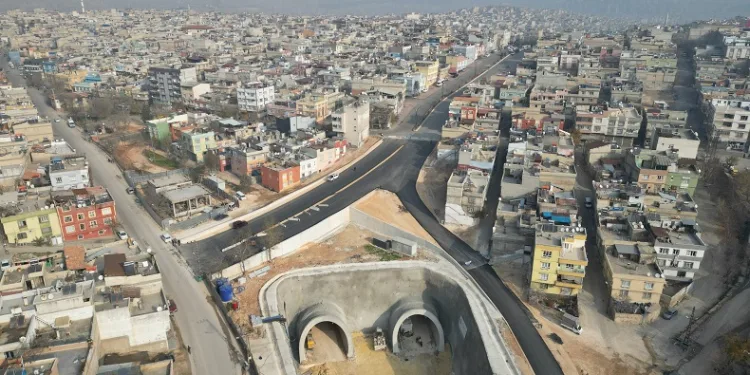 Şahinbey Belediyesi trafiğe nefes aldırıyor