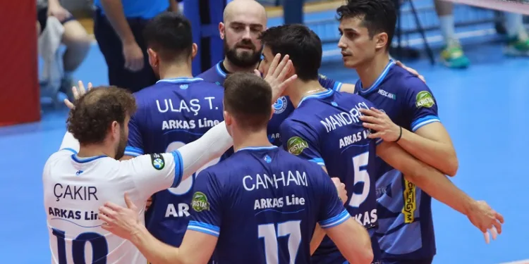 Arkas Spor’un konuğu Ziraat Bankkart