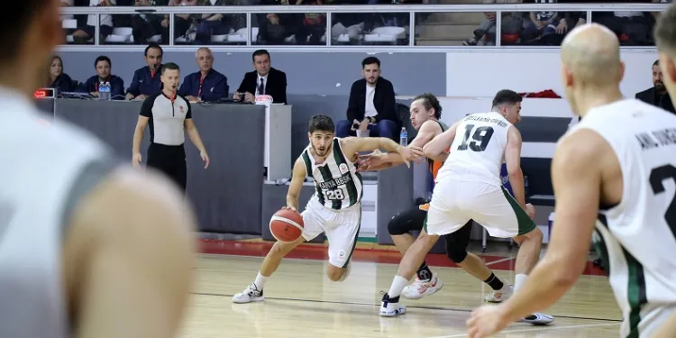 Sakarya Büyükşehir Basketbol Takımı Eskişehir’e konuk oluyor
