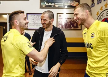 Fenerbahçe’nin yeni transferi Bonucci, takım arkadaşlarıyla bir araya geldi