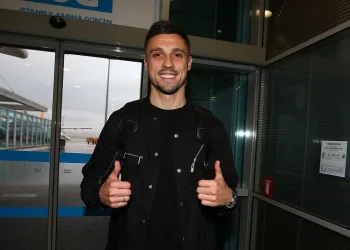 Rade Krunic, Fenerbahçe için İstanbul’da