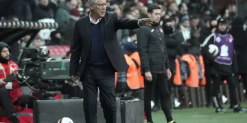 Fernando Santos, galibiyetle başladı