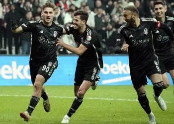 Semih Kılıçsoy gollerine devam ediyor