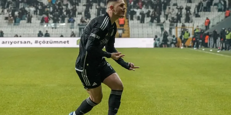 Milot Rashica: “Hocamız yeni fikirler ve enerjiyle geldi”