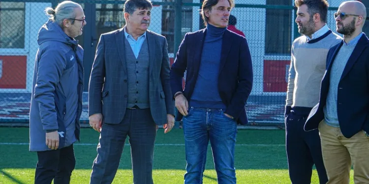 A Milli Futbol Takımı Teknik Direktörü Montella Samsun’da temaslarda bulundu
