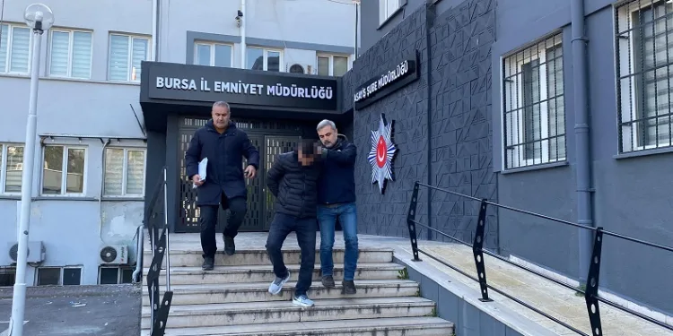 Bursa’da patronun oğlu çalışanını bıçaklayarak öldürdü