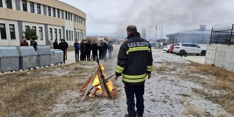 Alaca’da KYK’da yangın tatbikatı