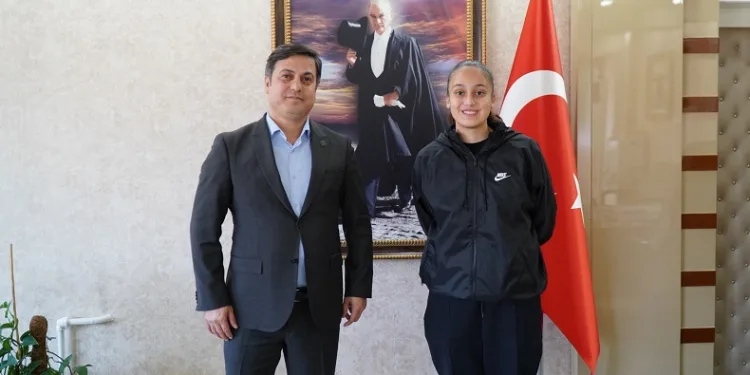 Manisalı Yağmur Sarıca U15 Milli Takımı’na seçildi