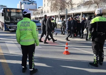 Elazığ’da ‘Önce Yaya’ uygulaması