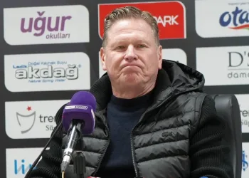 Samsunspor Teknik Direktörü Markus Gisdol: “İyi bir oyunla istediğimiz sonucu aldık”