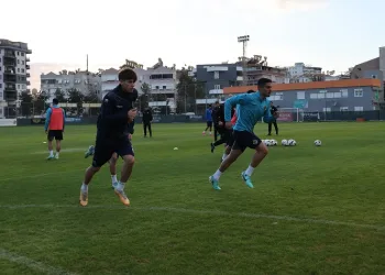 Alanyaspor, kupa maçı hazırlıklarına başladı