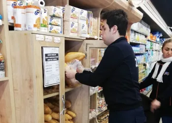 Zabıta ekiplerinden market ve fırınlara denetim