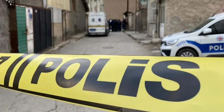 Silahlı kavgada kayınpeder öldü, damadı yaralandı