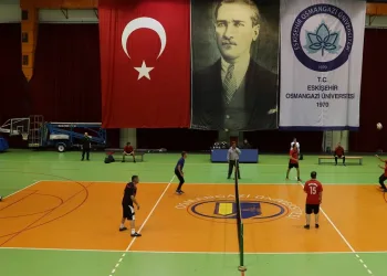 ESOGÜ 2024 kurumlar arası ayak tenisi turnuvası başladı