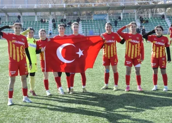 Zeynep Bilir’den gol sonrası asker selamı