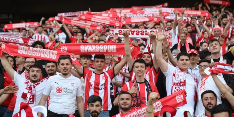 Sivasspor’dan kombinelere yüzde 50 indirim