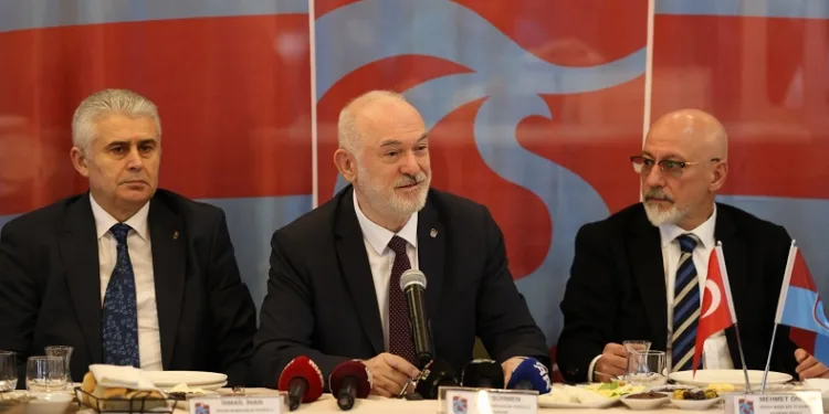 Trabzonspor Divan Kurulu Başkanı Ali Sürmen: “Aday olmayacağım”