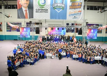 Çayırovalı sporculardan 561 madalya ve 50 kupa başarısı