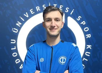 Anadolu Üniversitesi Spor Kulübü’ne bir orta saha transferi daha