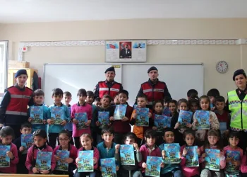 364 öğrenciye jandarmanın tanıtımı yapıldı