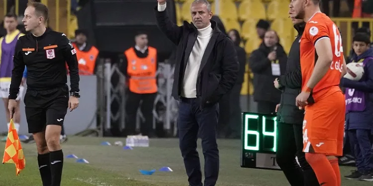 Fenerbahçe Teknik Direktörü İsmail Kartal: “Oyuncuların birbirine saygısı bizi buraya getirdi”