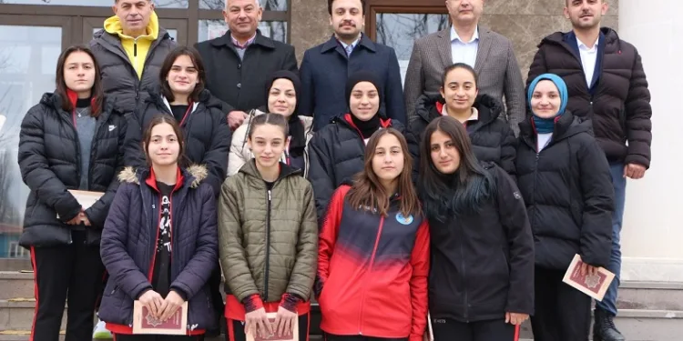 Şampiyonlardan Kaymakam Hüseyin Safa Erdem’e ziyaret