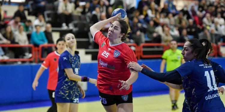 Konyaaltı Belediye Spor Kulübü Kadın Hentbol Takımı zirveye demir attı