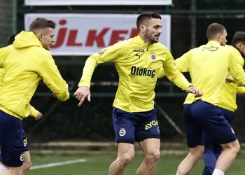 Fenerbahçe’de Samsunspor maçı hazırlıkları başladı