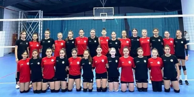 Körfez Gençlerbirliği voleybolda altyapı atağına geçti