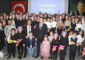 Minik öğrenciler yeteneklerini sergiledi