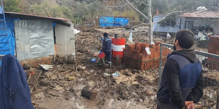 Burhaniye’de selin faturası ağır oldu