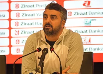 Gençlerbirliği Teknik Direktörü Sinan Kaloğlu: “Genç oyuncularımız çok doğru pozisyonlar yakaladılar”