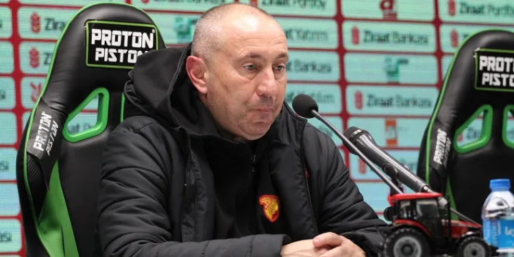 Göztepe Teknik Direktörü Stanimir Stoilov: “Rakibimizden çok daha fazla gol fırsatı yakaladık”
