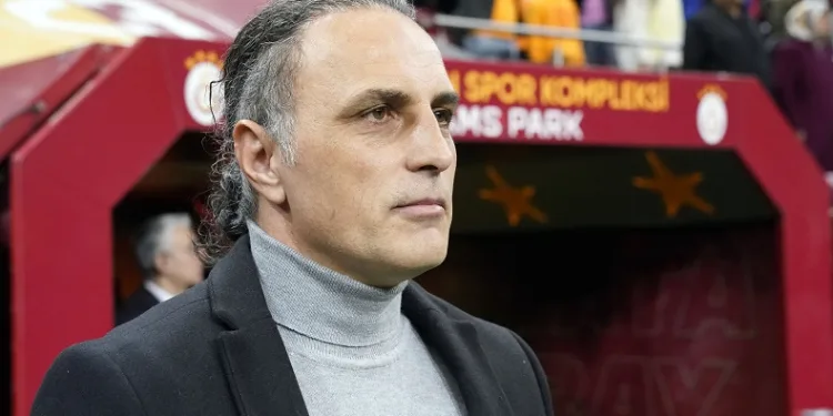 Ümraniyespor Teknik Direktörü Mustafa Gürsel: “Galatasaray ile burada oynamak bizim için çok güzel duygu”