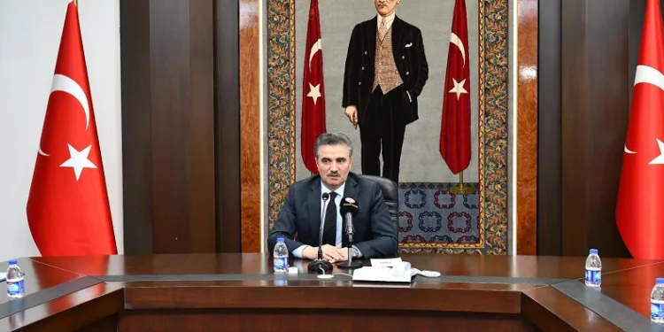 Isparta Valisi Aydın Baruş: “Isparta 32 Spor’un başarısı Isparta’nın başarısı demek “