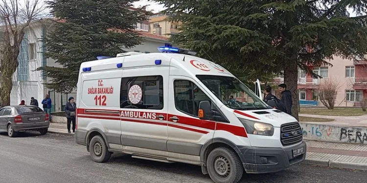 Çocuk parkında çıkan kavga kanlı bitti